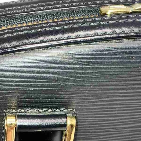 Louis Vuitton Jasmine Handbag - Picture 6 of 9